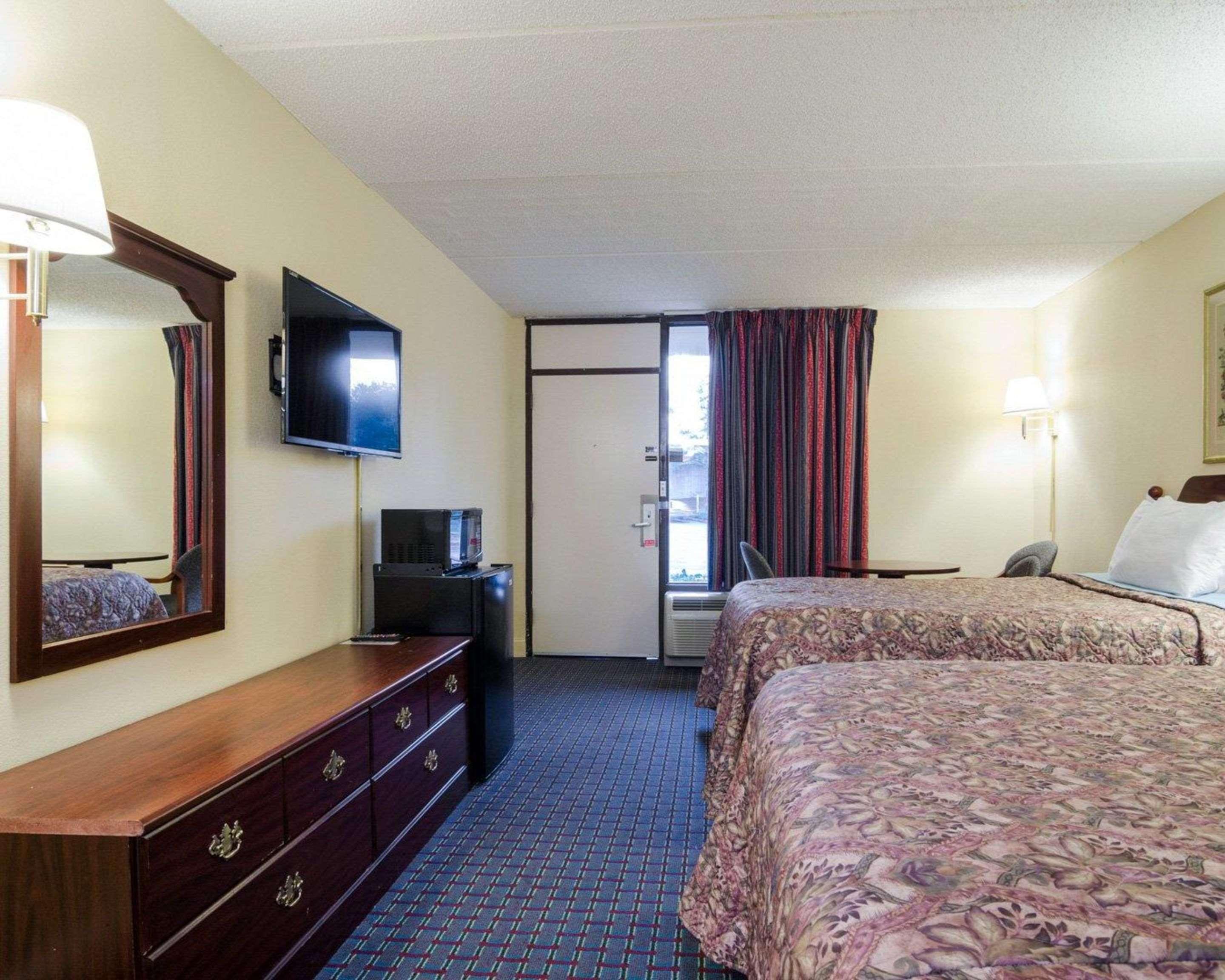 Rodeway Inn Norcross Eksteriør bilde